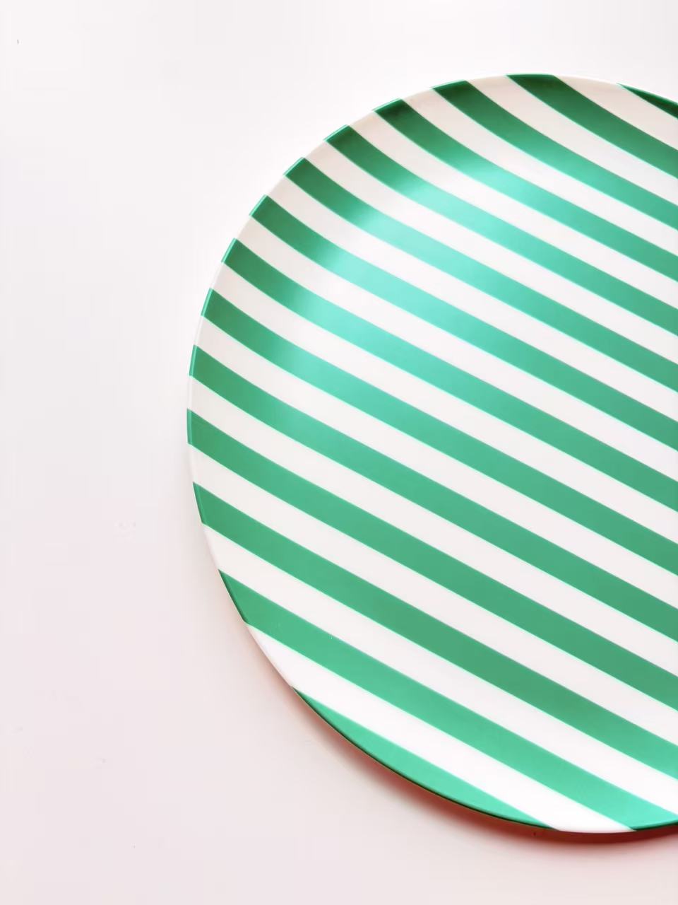 Glazedine Green Stripe Ceramic Plate – Kitchen Table Use
